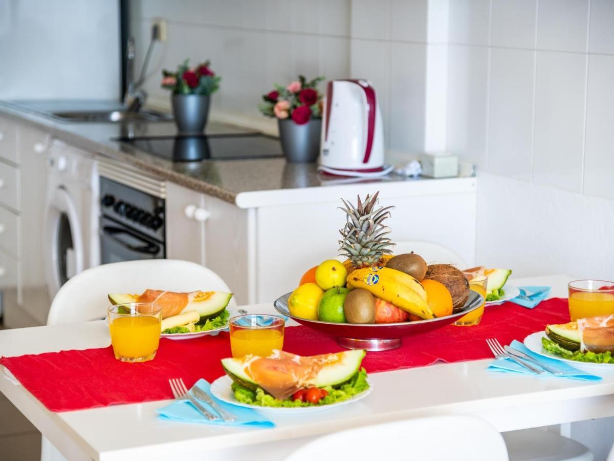 1 1 Beautiful Seafront With Balcony And Wifi Los Cristianos (Tenerife) Exterior foto