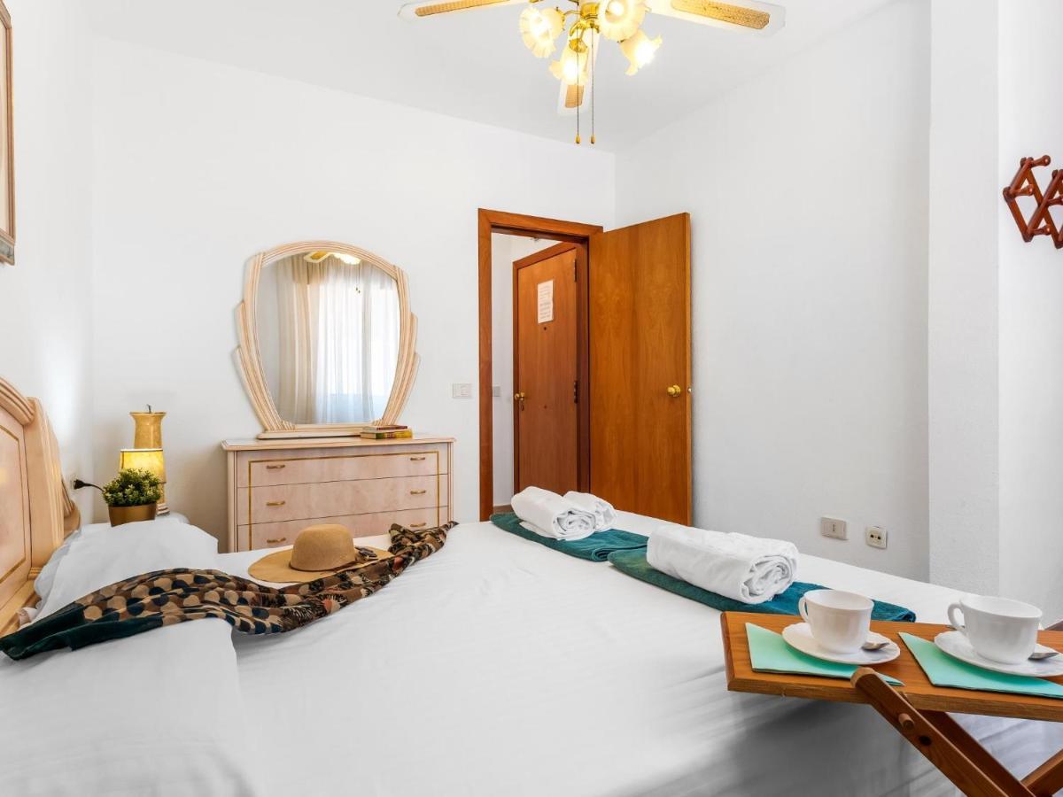 1 1 Beautiful Seafront With Balcony And Wifi Los Cristianos (Tenerife) Exterior foto